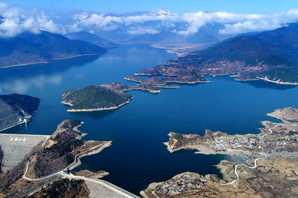 安宁河上游东西二源汇合处大桥水库