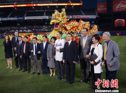 2012“龙行天下 中华之夜” 