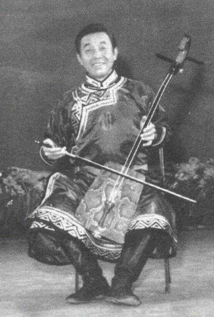 巴依尔