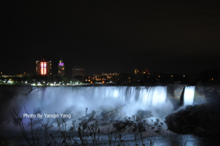 美国瀑布夜景