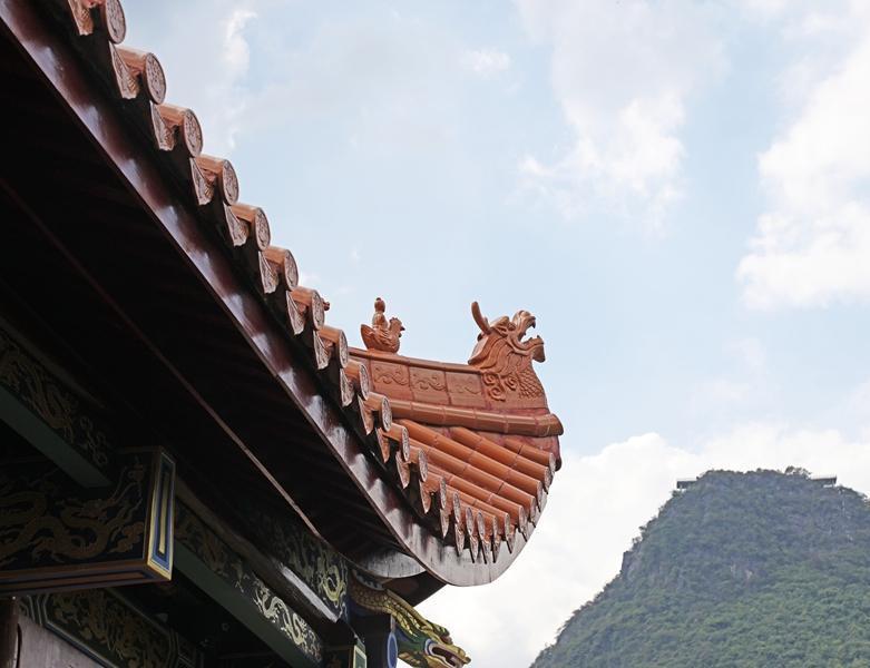 钟楼飞檐