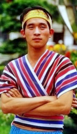 独龙族服饰