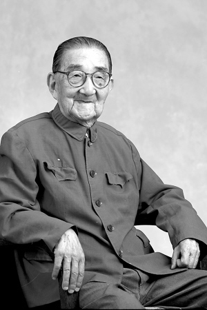 贝时璋，中国生物物理学奠基人