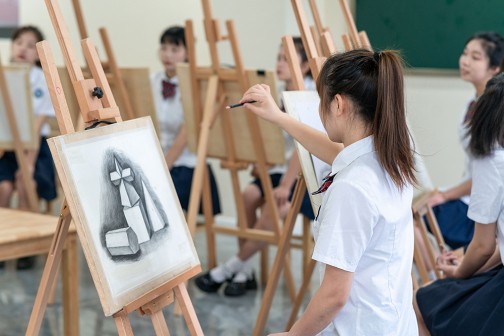 美术与幼儿美术创作实训室