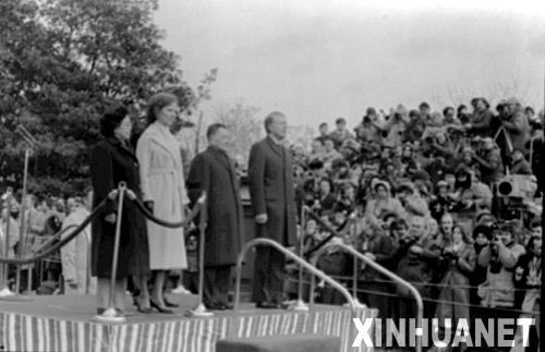 吉米·卡特在白宫举行仪式欢迎小平访问美(1979)