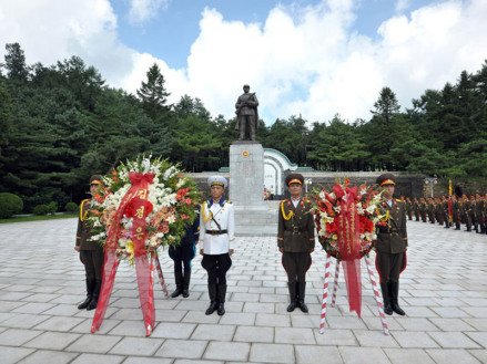 朝鲜中国人民志愿军烈士陵园