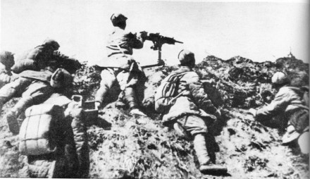 1940年，狮脑山大战中八路军的机枪阵地