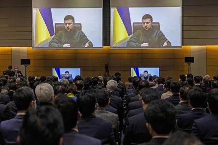 泽连斯基在日本国会发表演讲（2022年3月23日）