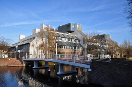莱顿大学