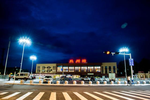 胶州站夜景