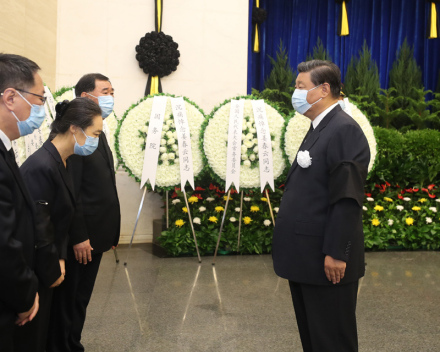 习近平向姜春云亲属表示深切慰问