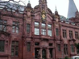 鲍吾刚曾经任教过的海德堡大学