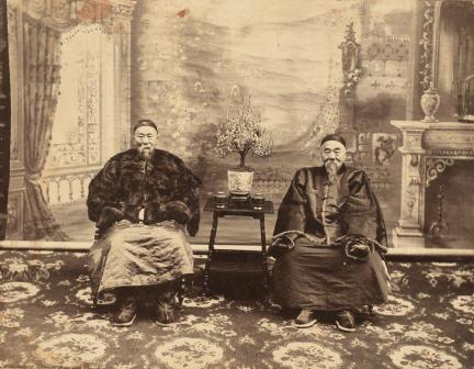 1896年李鸿章(左)、李瀚章合影