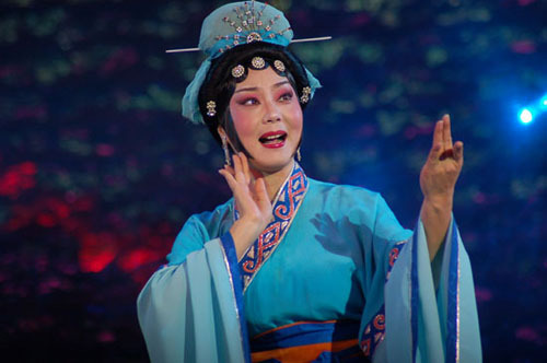 《蝴蝶梦》选段     表演：左雪琴