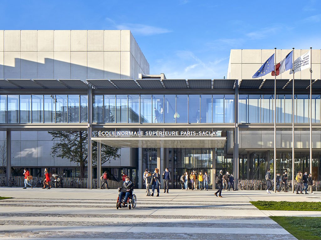 巴黎萨克雷大学高等师范学院