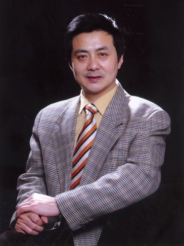 梁伟平