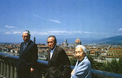 井上靖与妻子井上文在意大利佛罗伦萨 