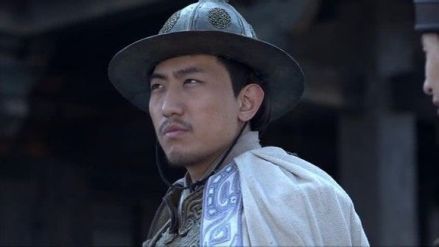 电视剧《曹操》里的郭汜