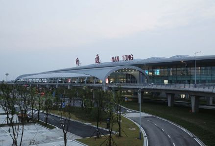 南通兴东机场航站楼 