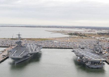 美国海军展示世界上最大的战舰基地航拍图 