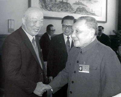 邓小平会见王恩茂（1988年）