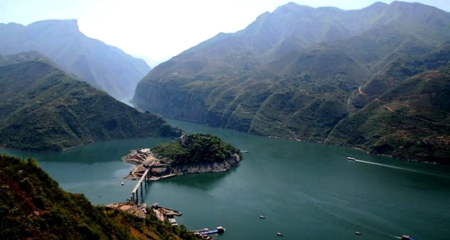 瞿塘峡西口奉节县白帝城