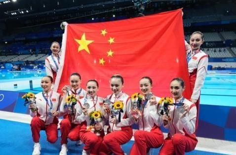 东京奥运会夺得银牌