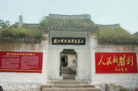 景点名称景点简介景点图片楚河风景区楚河两岸景观改造工程东起北