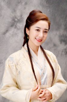 2017年李依晓版