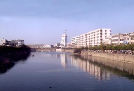陆城