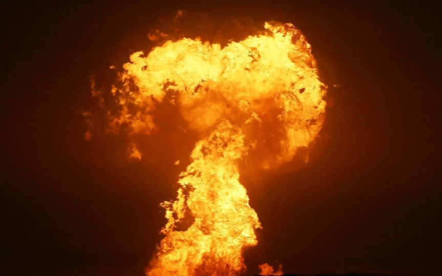里海海上发生爆炸