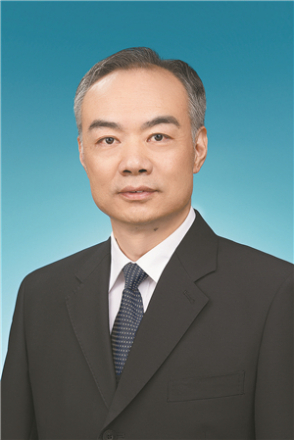 中央政法委秘书长 訚柏