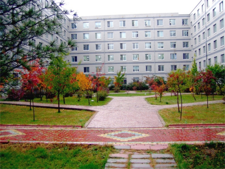 吉林大学