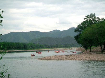 兰河街道风景图