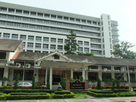 教育学院
