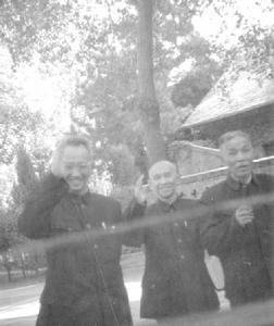 1962年秋，翦伯赞、游国恩和周一良