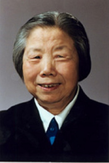 邓颖超：第六届全国政协主席（1983年－1988年）
