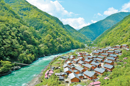 独龙江峡谷