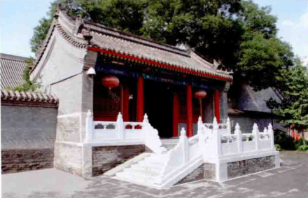 克勤郡王府寝门