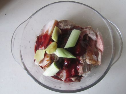 梅菜扣肉制作步骤