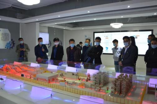 北安街道组织企业家赴即墨工业互联网办公室参观学习