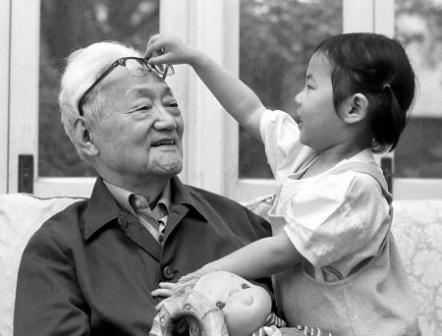 巴金与家人