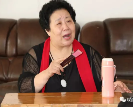 胡金萍