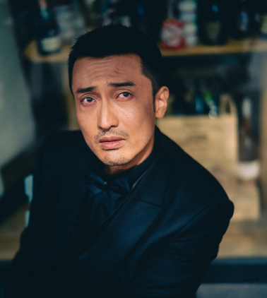 王传君