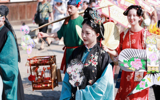 汉服