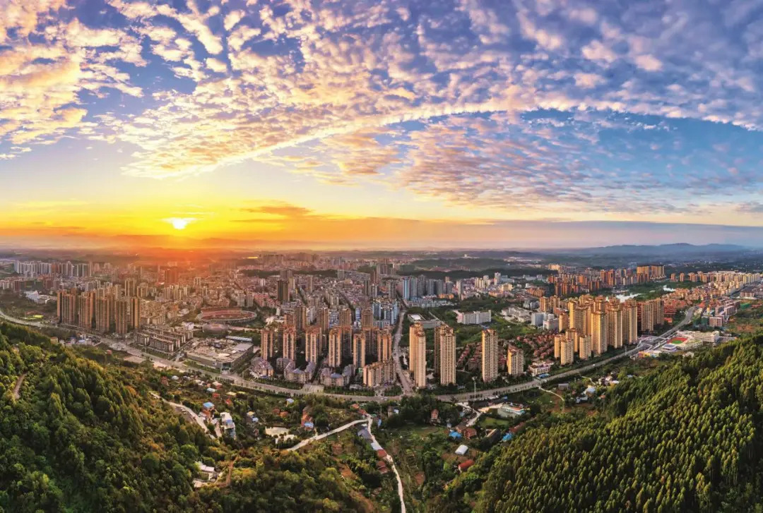 垫江县城全景