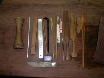 制壶工具：顶柱、尖刀、小拍子、等