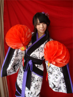 曲裾汉服