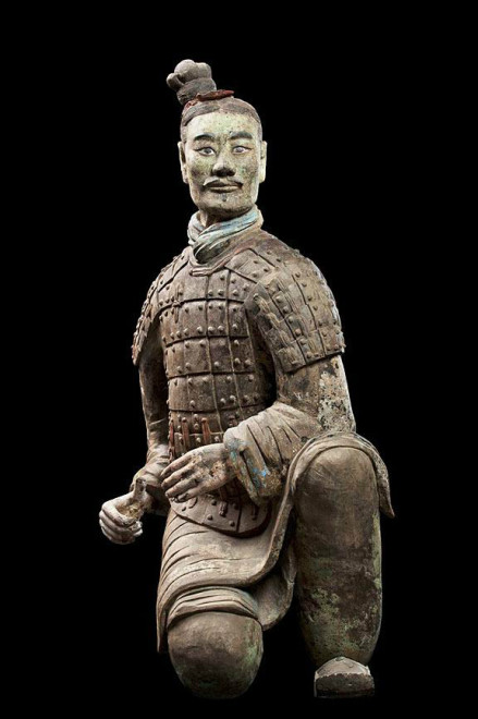 跪射俑
