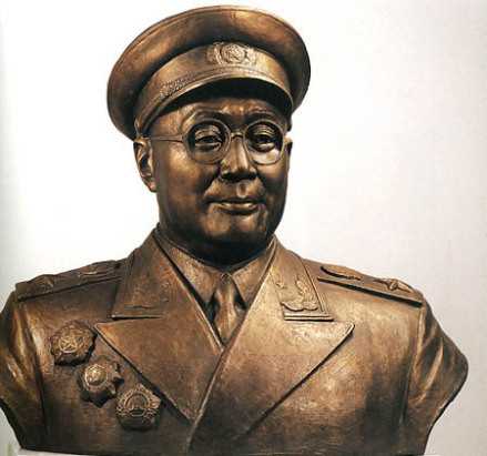 刘伯承雕塑